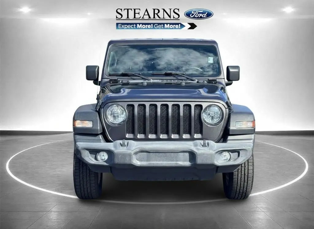 2021 Jeep Wrangler - $22,000