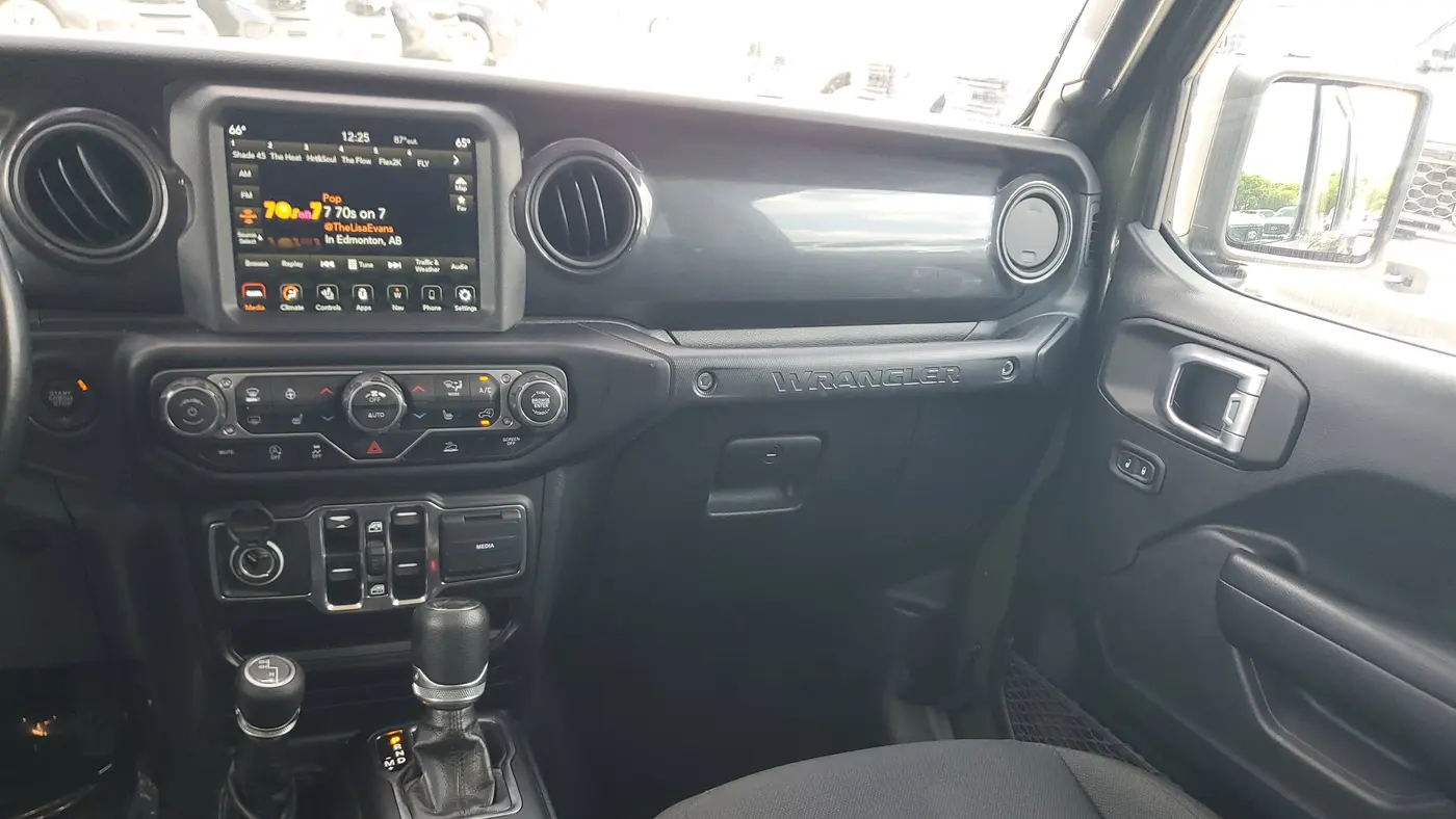 2021 Jeep Wrangler Unlimited Willys