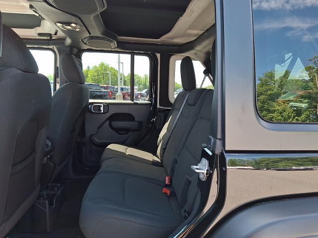 2022 Jeep Wrangler - $28,467