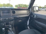2023 Wrangler Thumbnail 32