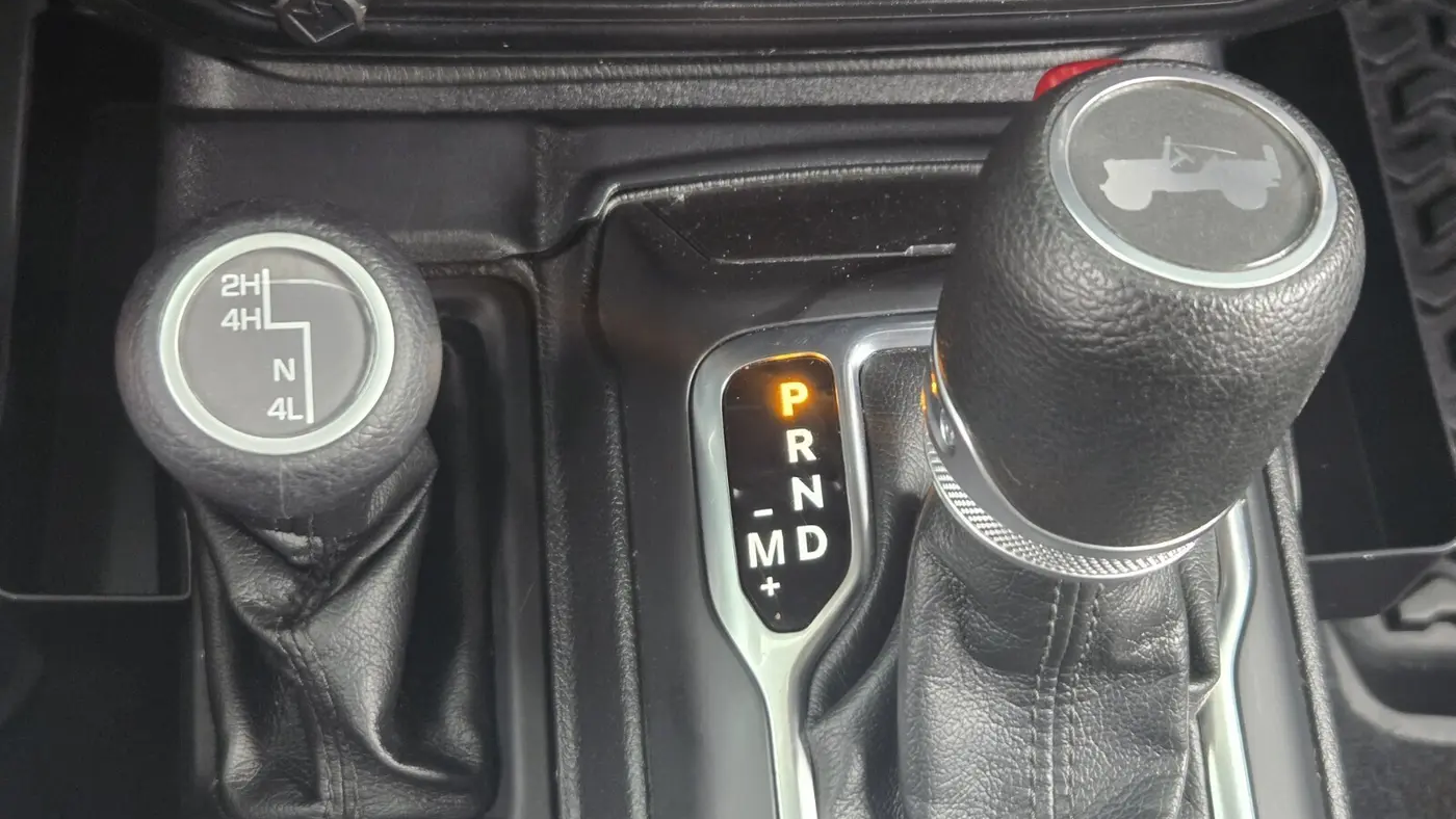 2020 Jeep Wrangler Unlimited Black and Tan