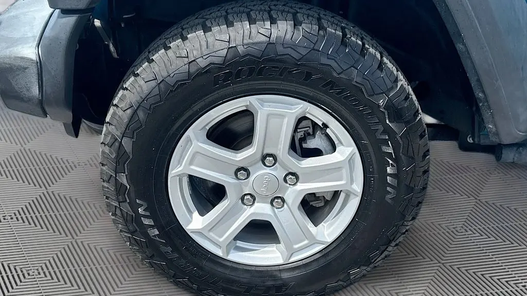 2020 Jeep Wrangler Unlimited Willys Sport