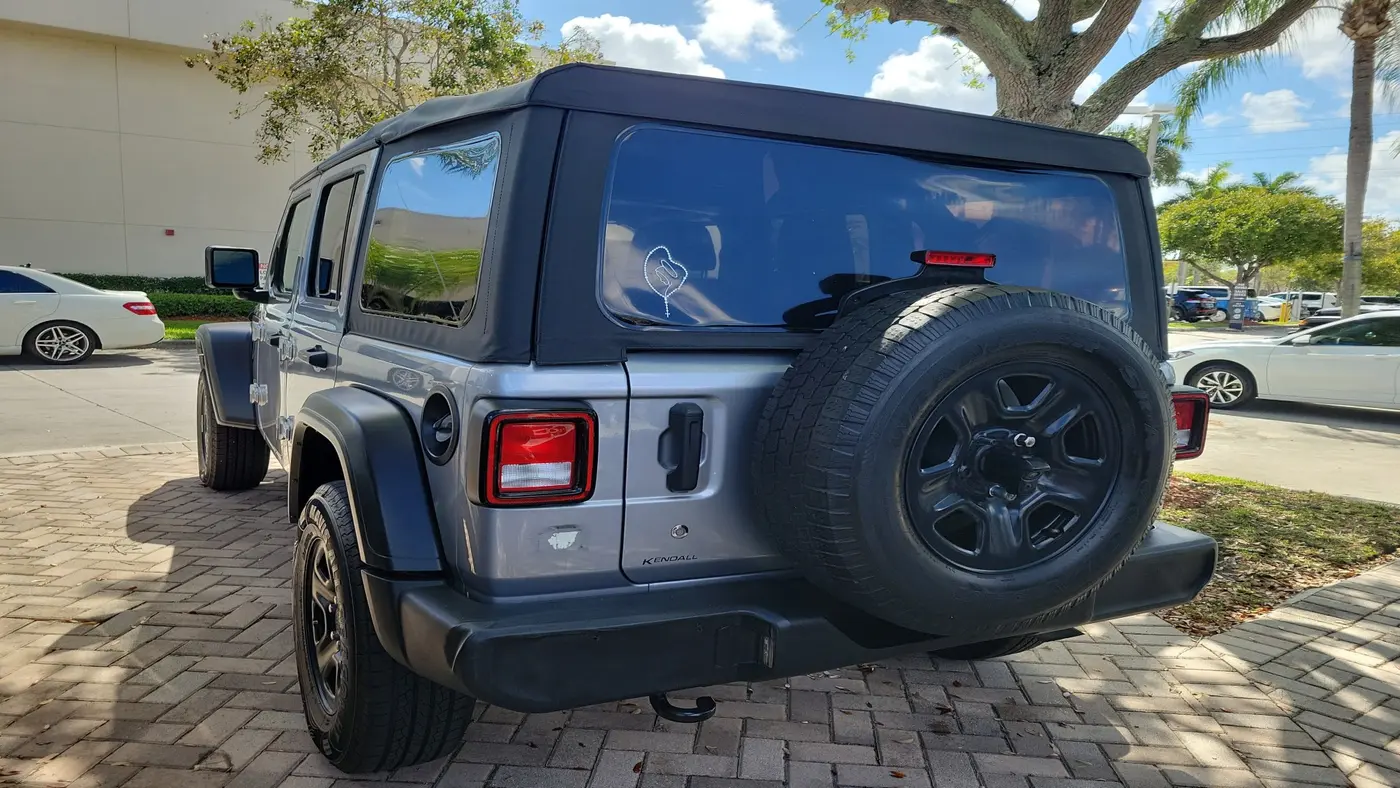 2021 Jeep Wrangler Unlimited Willys