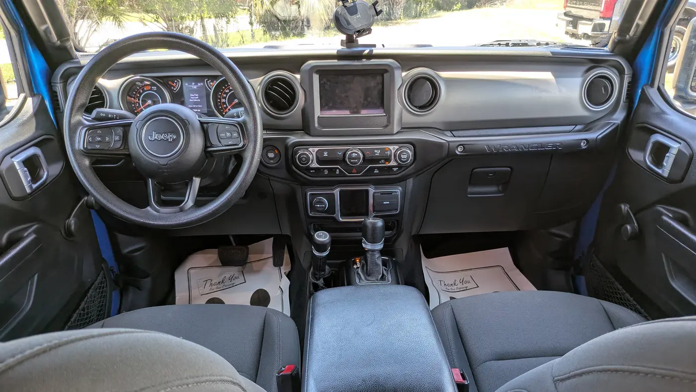 2022 Jeep Wrangler Unlimited Sport