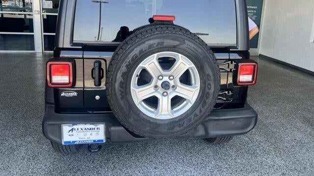 2020 Jeep Wrangler Unlimited Willys Sport