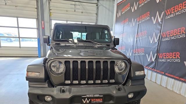 2020 Jeep Wrangler Unlimited Black and Tan