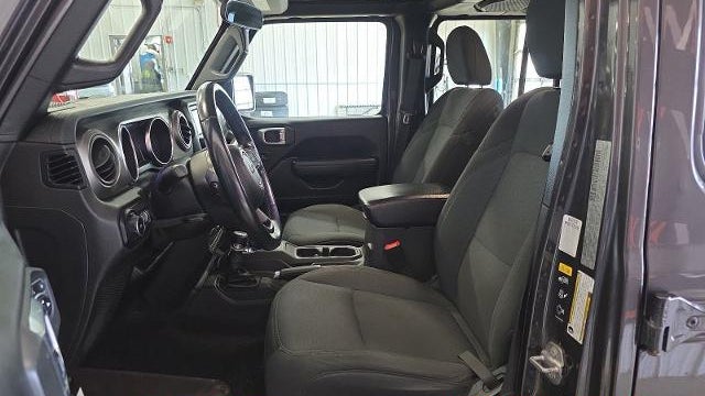 2020 Jeep Wrangler Unlimited Black and Tan