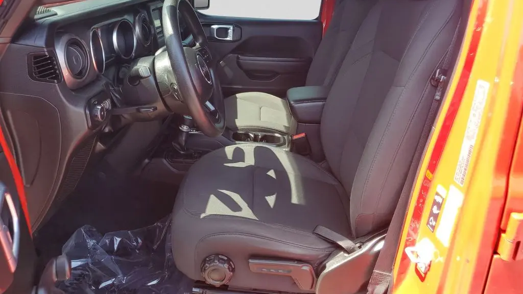 2022 Jeep Wrangler Unlimited Sport
