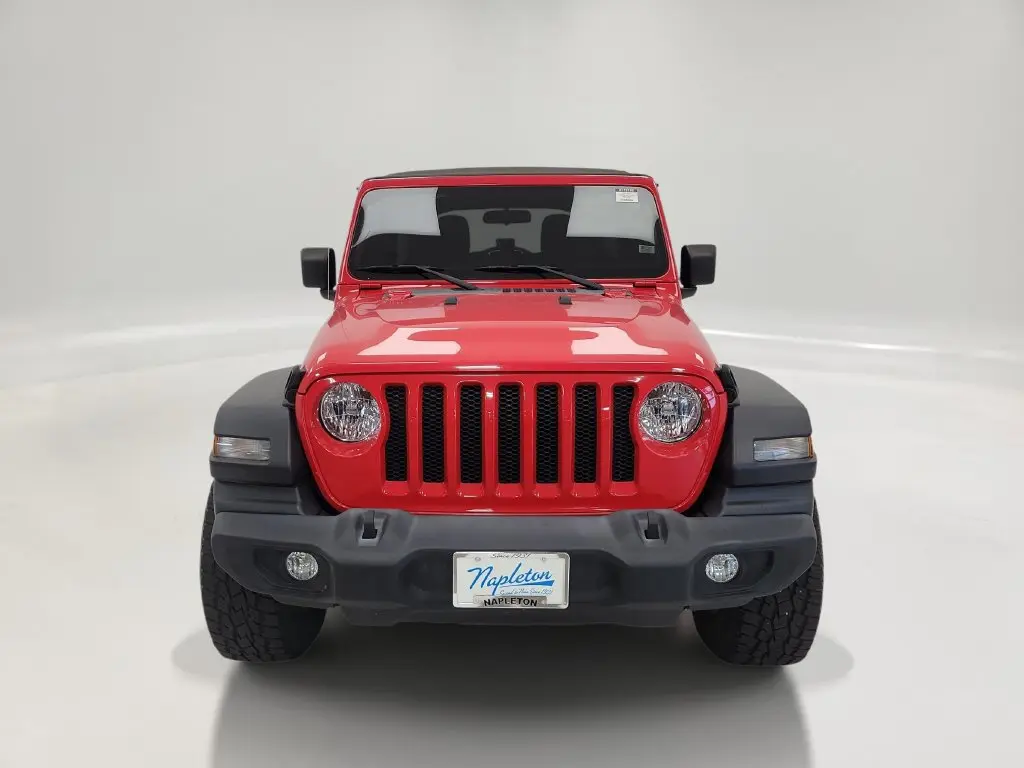2022 Jeep Wrangler Unlimited Sport — photo 1 of 12
