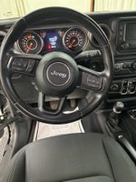 2020 Wrangler Unlimited Thumbnail 11