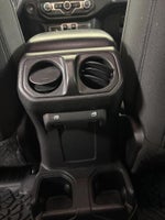 2020 Wrangler Unlimited Thumbnail 20