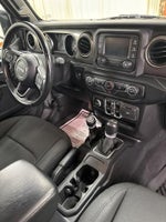 2020 Wrangler Unlimited Thumbnail 29