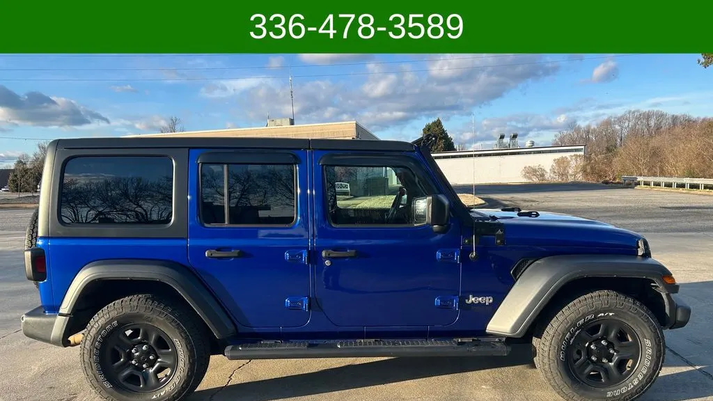 2020 Jeep Wrangler Unlimited Black and Tan