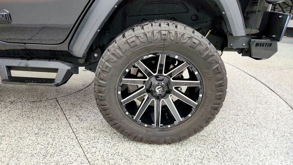 2022 Jeep Wrangler - $24,495