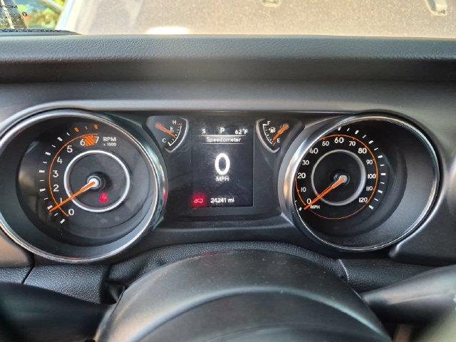 2021 Jeep Wrangler - $27,450