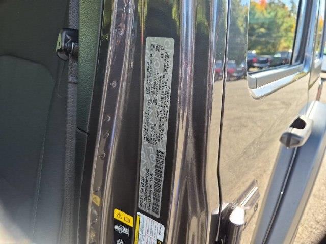 2021 Jeep Wrangler - $27,450