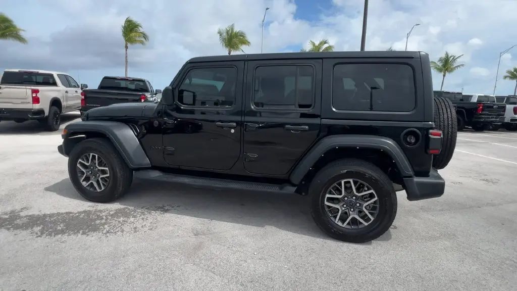 2023 Jeep Wrangler - $28,980
