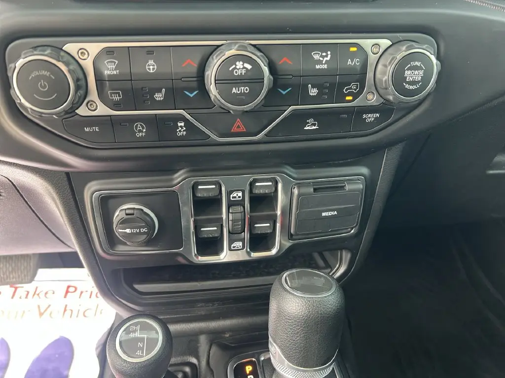 2023 Jeep Wrangler - $28,980
