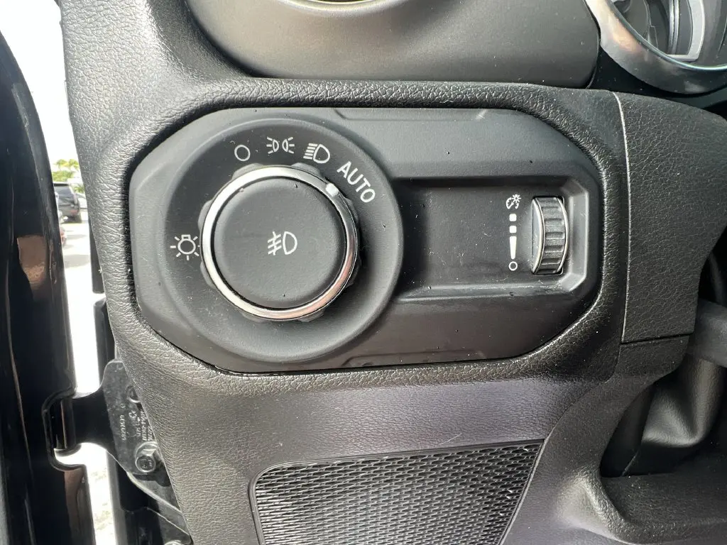 2023 Jeep Wrangler - $28,980