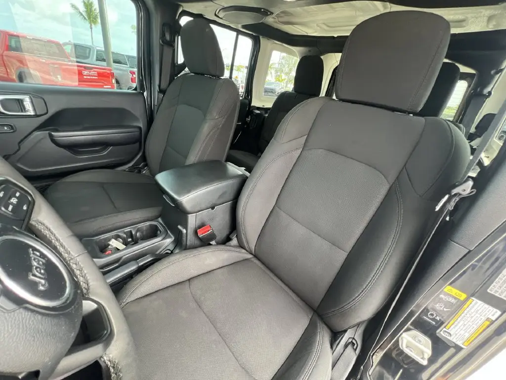 2023 Jeep Wrangler - $28,980
