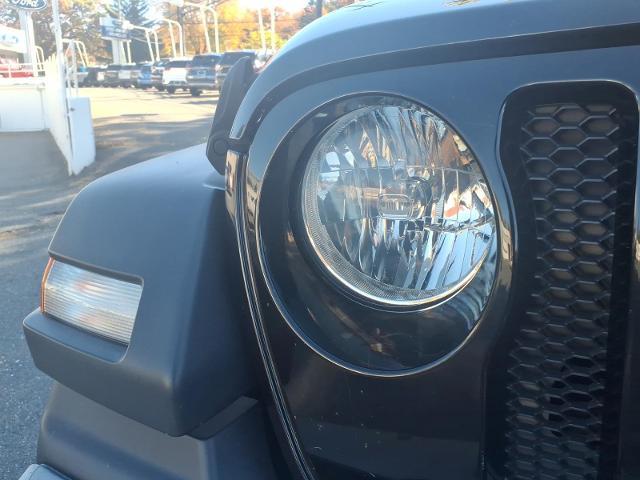 2018 Jeep Wrangler - $19,995