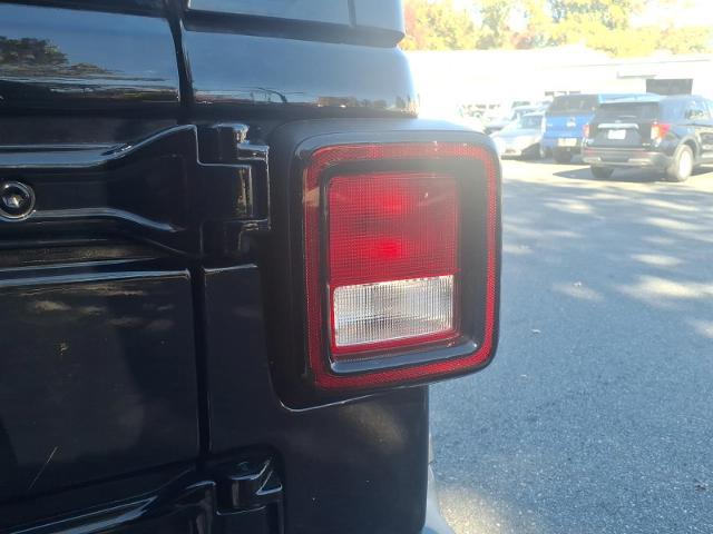 2018 Jeep Wrangler - $19,995