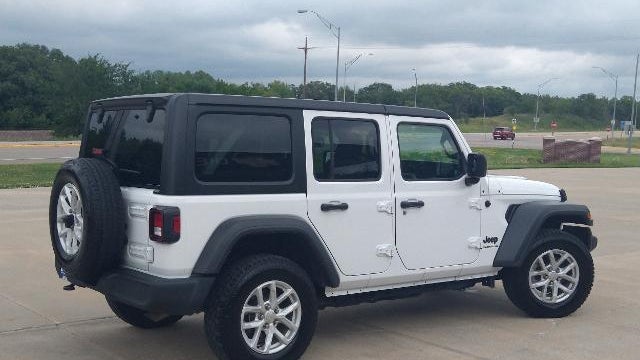 2023 Jeep Wrangler Sport