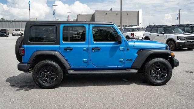 2022 Jeep Wrangler Unlimited Willys
