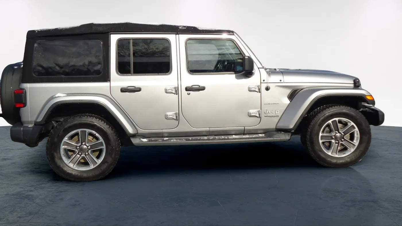 2019 Jeep Wrangler Unlimited Sahara Altitude