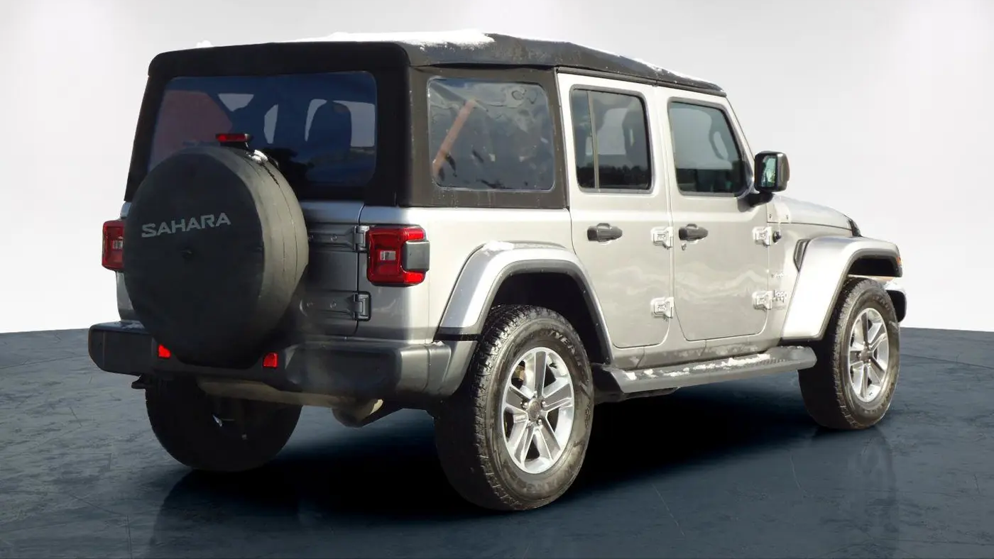 2019 Jeep Wrangler Unlimited Sahara Altitude