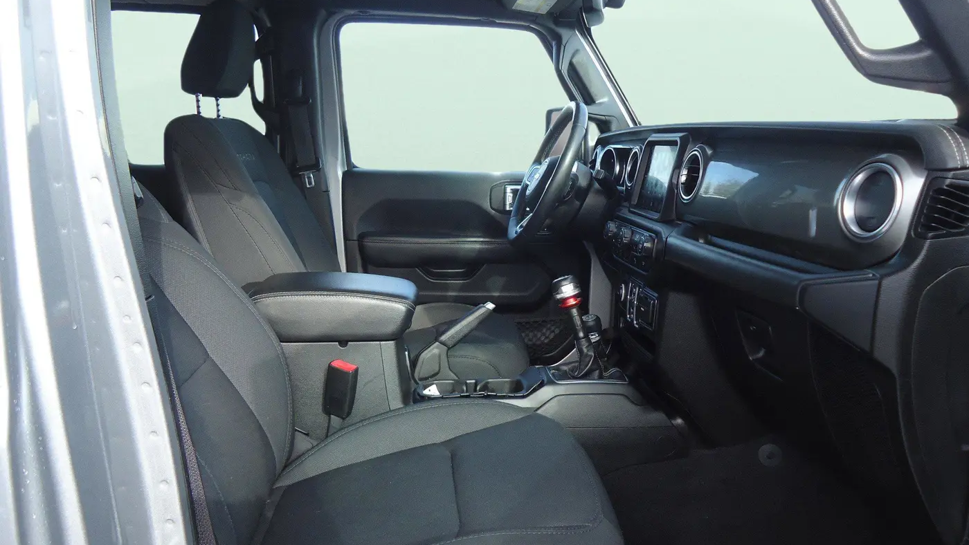 2019 Jeep Wrangler Unlimited Sahara Altitude