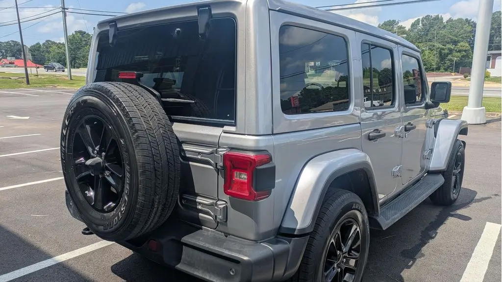 2020 Jeep Wrangler Unlimited Sahara