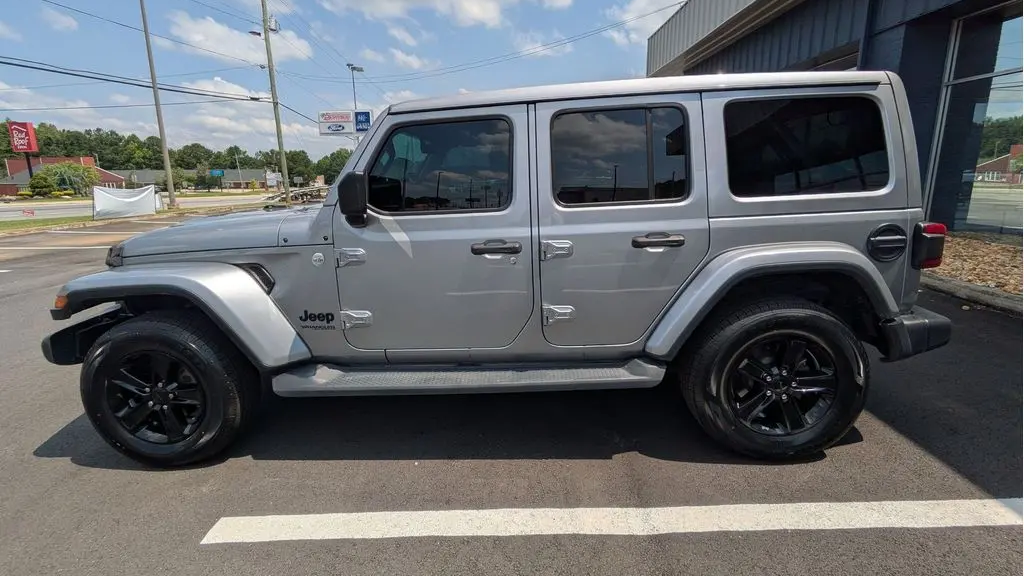 2020 Jeep Wrangler Unlimited Sahara