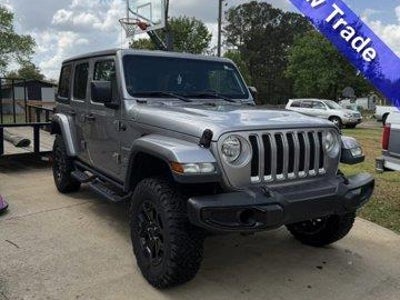 2018 Jeep Wrangler Unlimited 4X4 Sahara 4DR SUV (midyear Release)