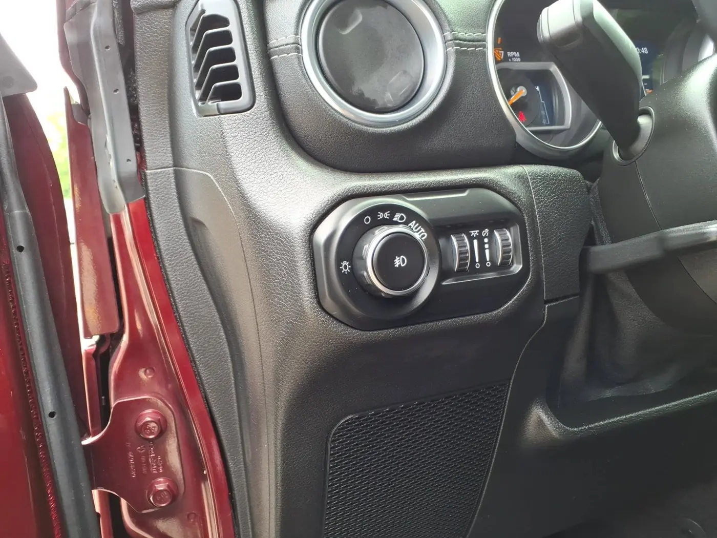 2021 Jeep Wrangler - $28,250