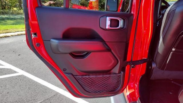 2021 Jeep Wrangler - $22,998