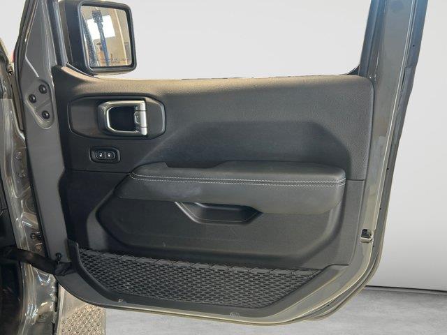 2023 Jeep Wrangler - $36,995