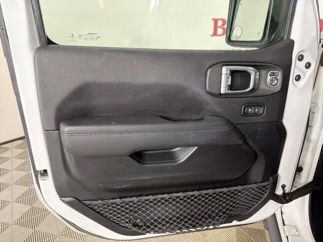 2021 Jeep Wrangler - $20,000