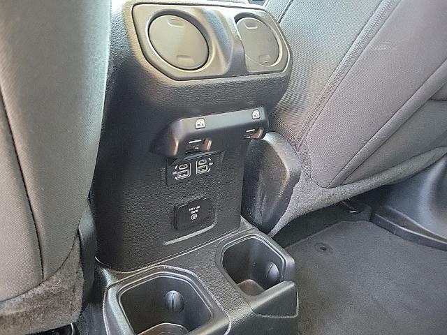 2023 Jeep Wrangler - $32,433