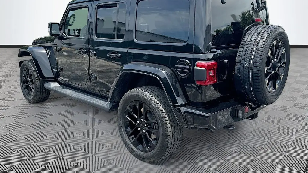 2022 Jeep Wrangler Unlimited Sahara