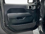 2019 Wrangler Unlimited Thumbnail 24
