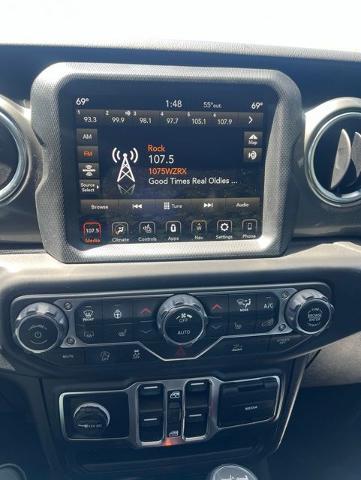 2021 Jeep Wrangler - $27,557