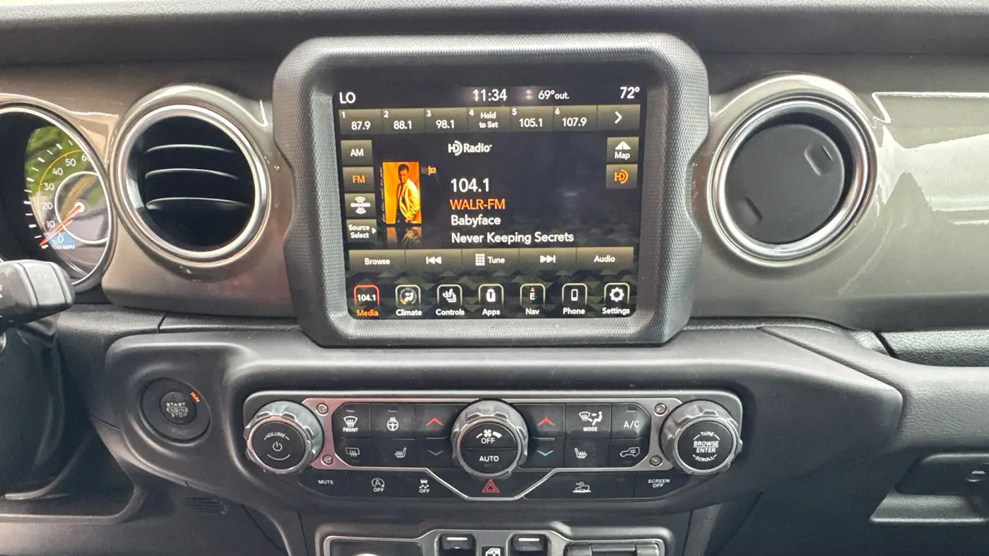 2023 Jeep Wrangler Sahara