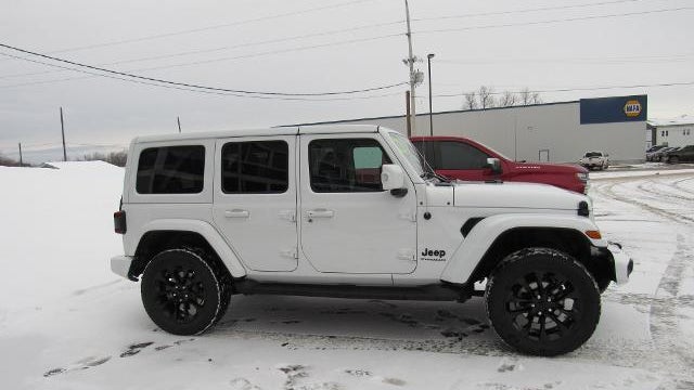 2023 Jeep Wrangler Sahara