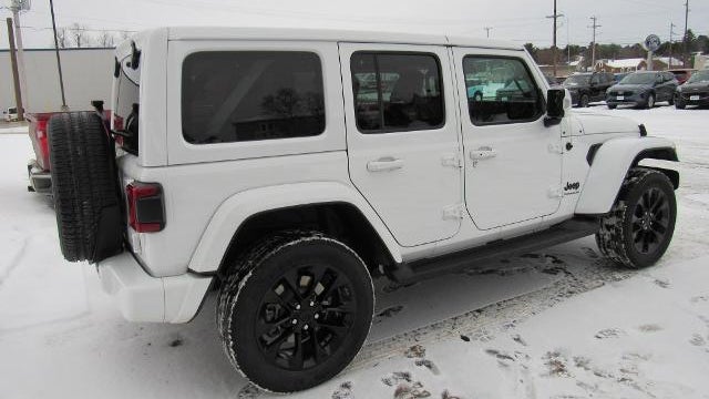 2023 Jeep Wrangler Sahara