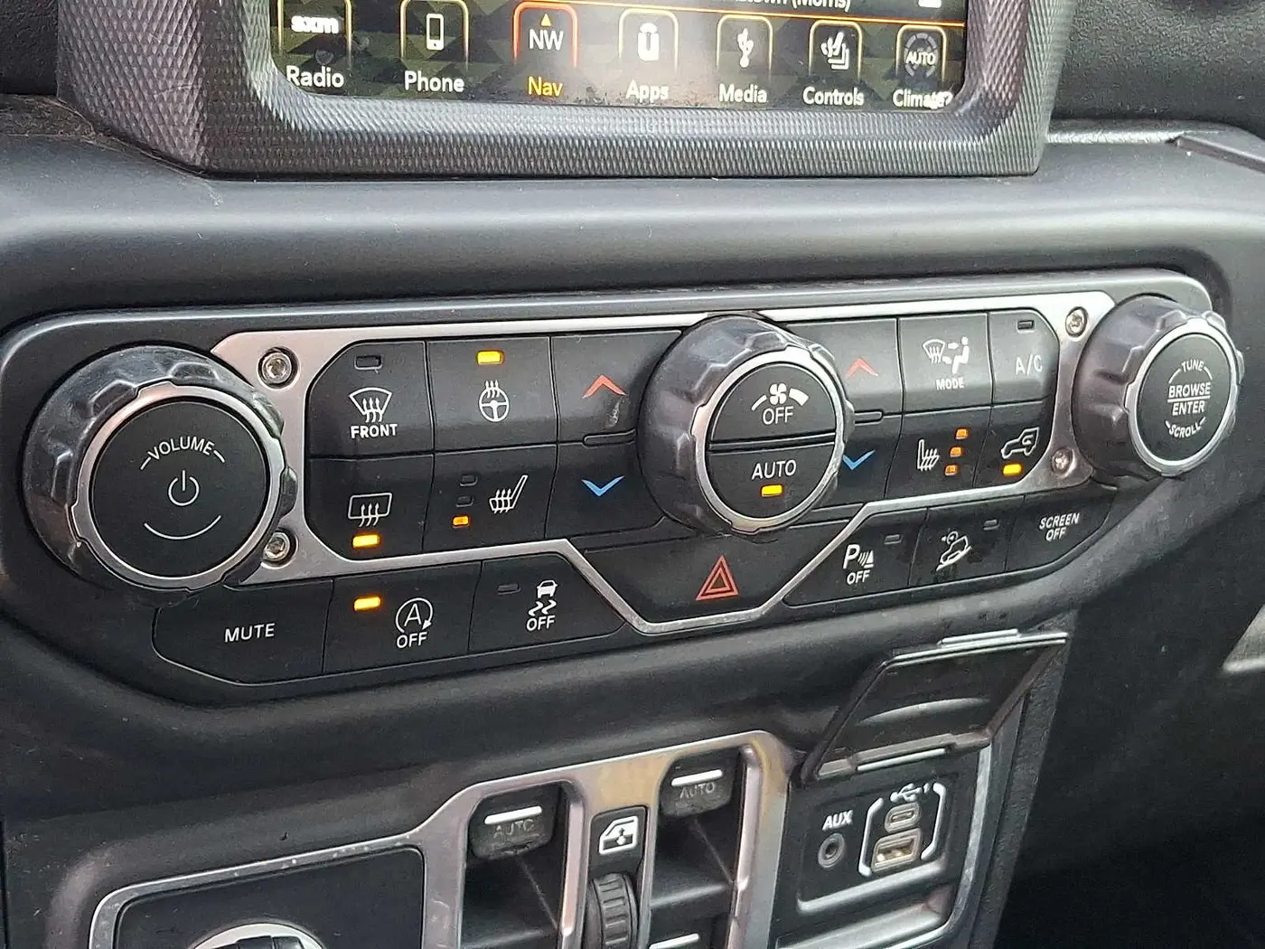 2018 Jeep Wrangler - $17,987