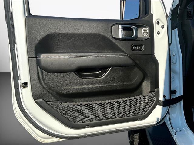 2022 Jeep Wrangler - $27,881