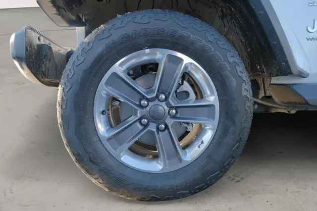 2020 Jeep Wrangler - $28,995