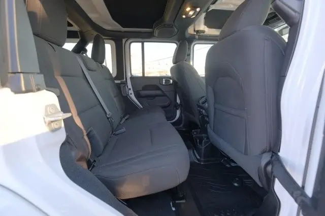 2020 Jeep Wrangler - $28,995
