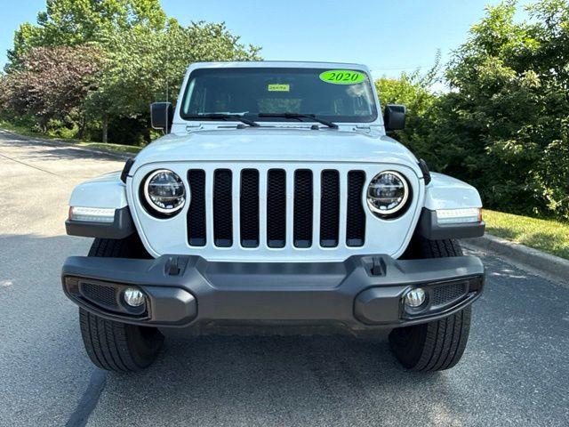 2020 Jeep Wrangler - $32,000